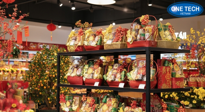 Kệ trưng bày giỏ quà Tết 3 tầng Kệ trưng bày giỏ quà Tết 3 tầng tăng sức chứa