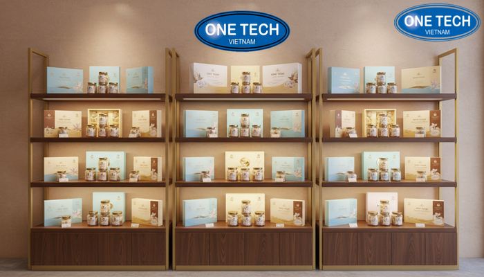 Phối hợp kệ yến sào với backdrop và logo decal