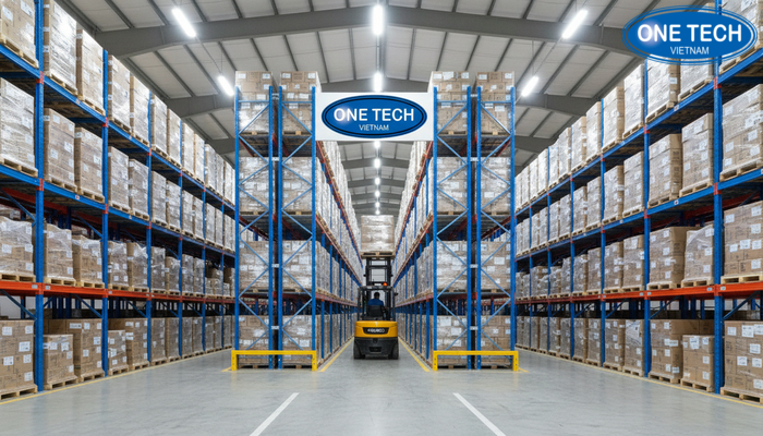 Hình ảnh thực tế kho hàng lắp kệ drive in