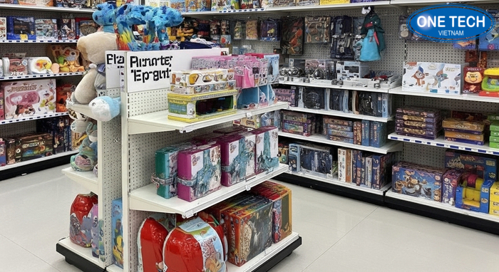 Kệ modular trưng bày đồ chơi trẻ em Kệ modular trưng bày đồ chơi trẻ em tại cửa hàng